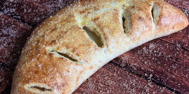Large Calzone