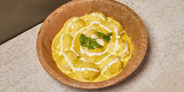 Momo Malai Chicken