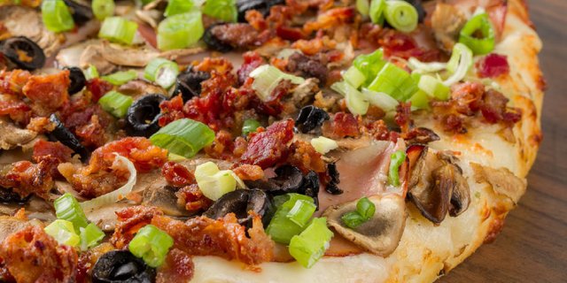 Sizzlin' Bacon Pizza