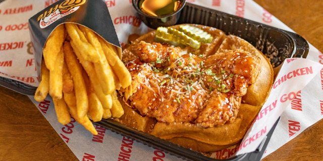 Chick-In Waffle Box
