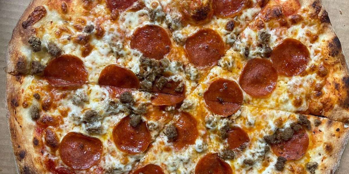 Jonuzi’s Pizza