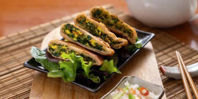 Green Chive Pancakes
