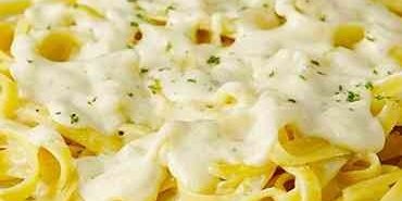 Fettuccine Alfredo