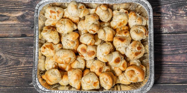 Garlic Knots Tray
