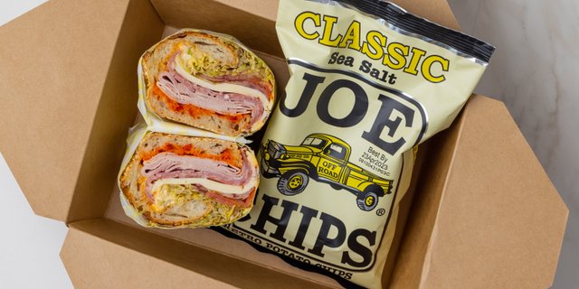 Deluxe Deli Box Lunch