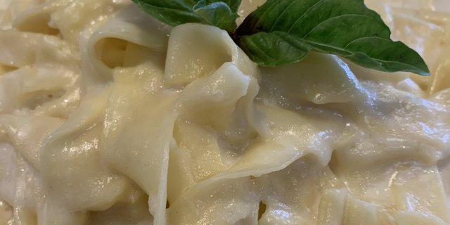 Fettuccine Alfredo Pan
