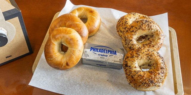 Bagel And Cream Cheese Assortment