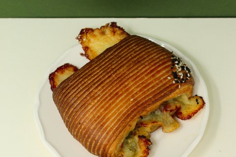 Mozzarella & Sundried Tomato