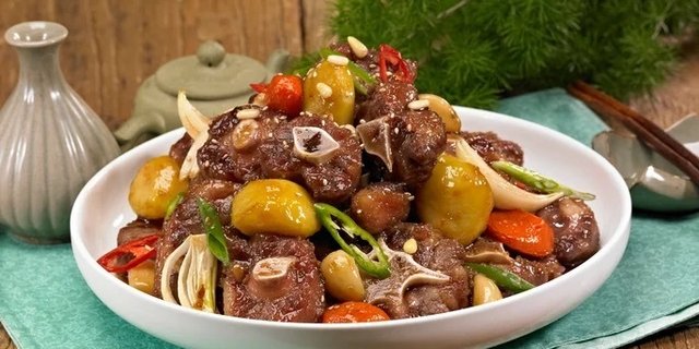 Braised Oxtail