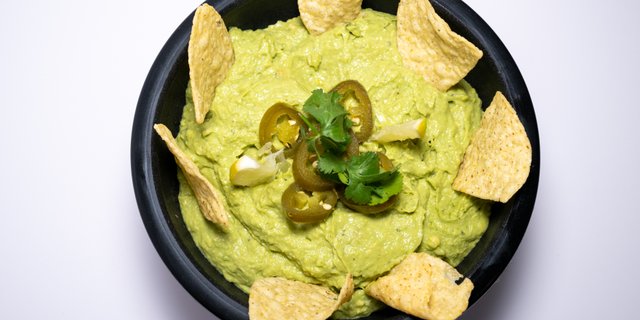 Chips & Guacamole
