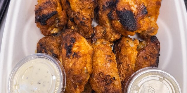 6 Pc Chicken Wings