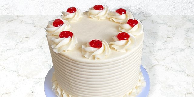 Strawberry Cream Cake