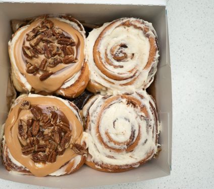 Combo Pecan & Classic Roll Tray