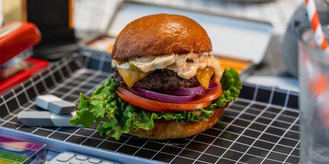 Signature Burger