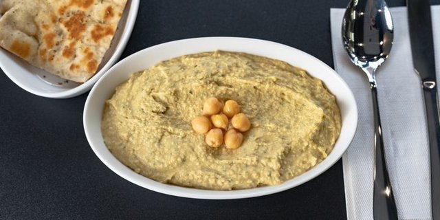 Hummus w/ Pita