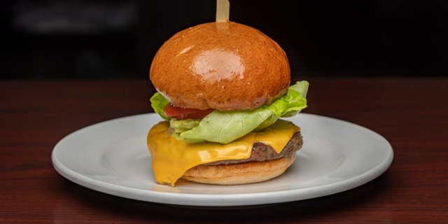 Majestic Burger Platter