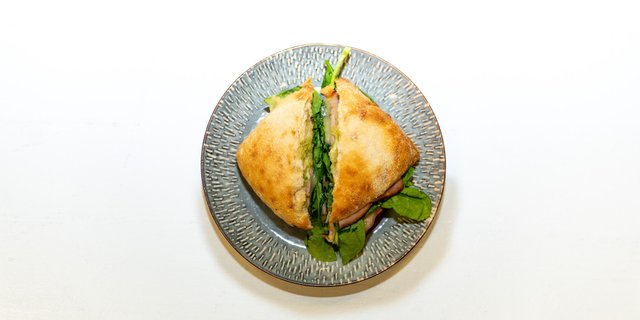 Pesto Baguette Sandwich