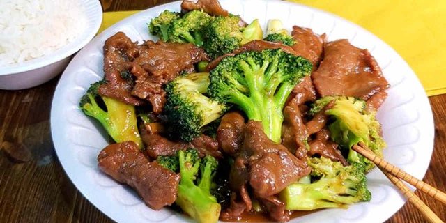 Beef w/ Broccoli