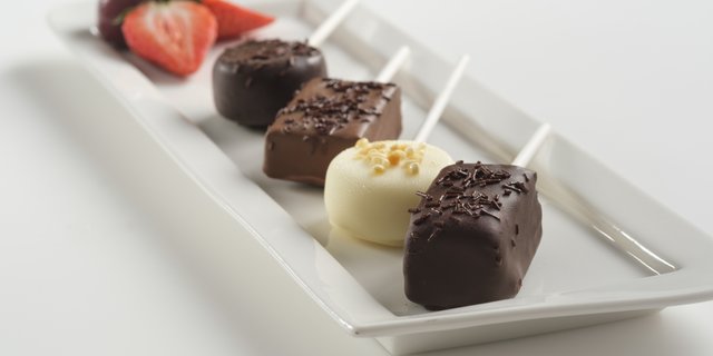 Cheesecake & Brownie Pops