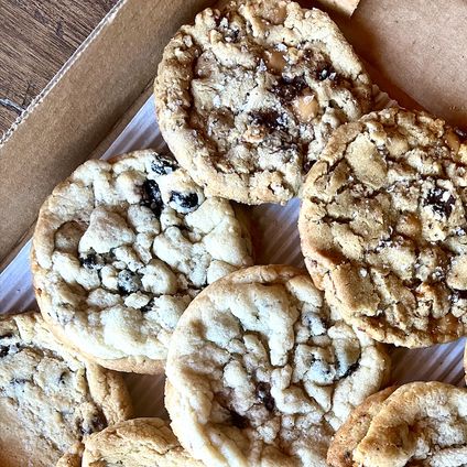 Chocolate Chip Cookie
