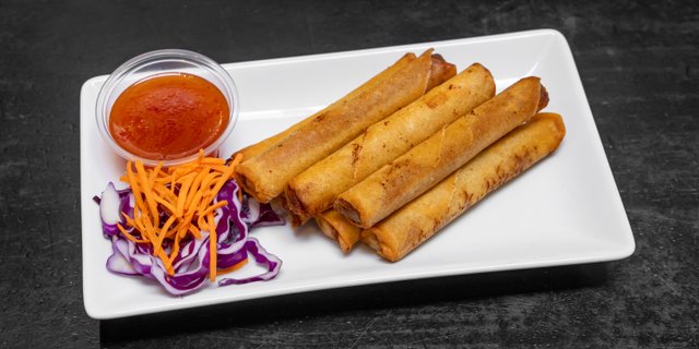 DE Lumpia