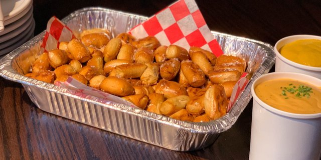 Bavarian-Style Salted Pretzel Bites Platter