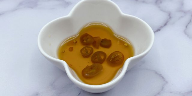 Fish Sauce w/ Red Chili Packet
