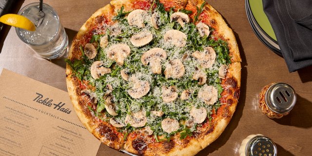 Gluten-Free Arugula Pizza