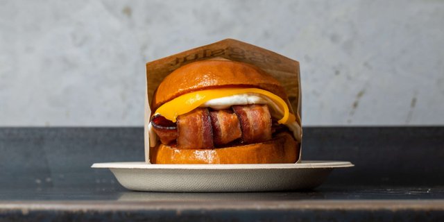 Bacon, Egg, & Cheese Breakfast Sandwich