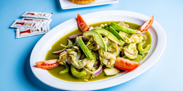Aguachile Plate