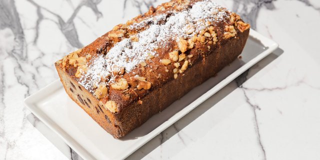 Banana Almond Cake
