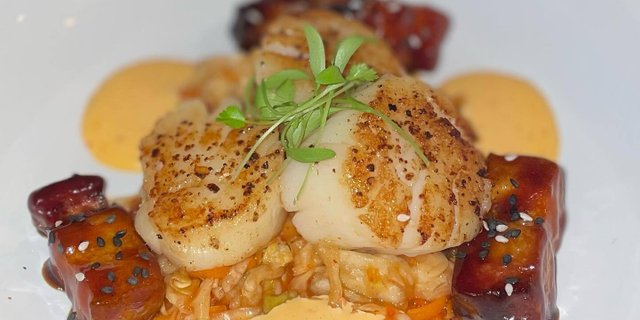 Pan Seared Scallops & Glazed Pork Belly