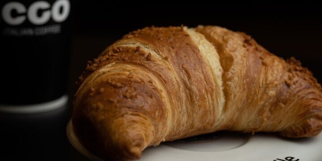 Apricot Croissant