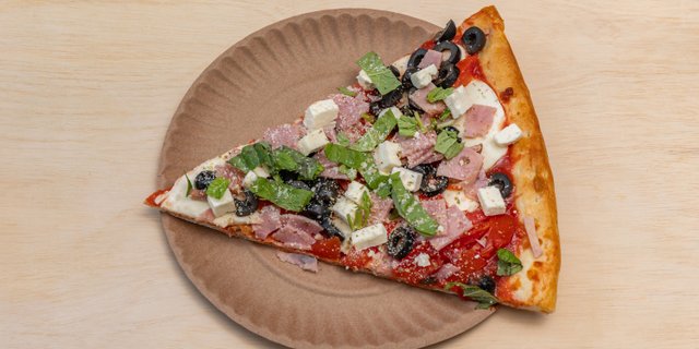 Mediterranean Pizza