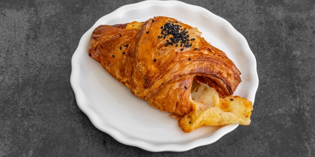 Chorizo Cheddar Croissant
