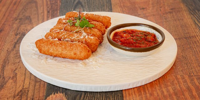 Mozzarella Cheese Sticks