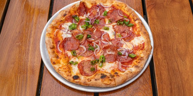 Hot Salami Pizza