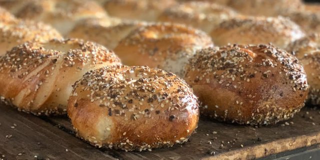 Bakers Dozen Bagels