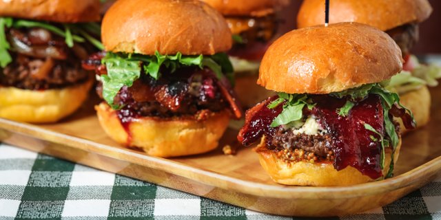 Mike Rawlings Burger Sliders
