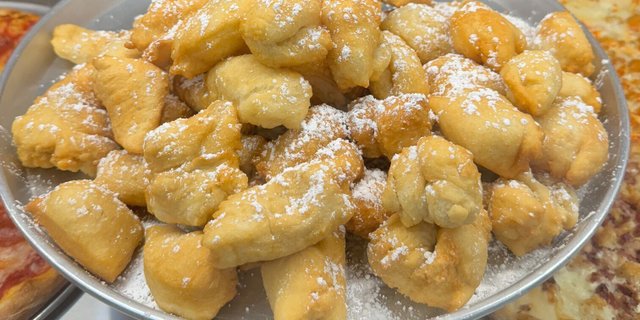 NY-Style Zeppole