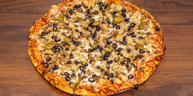 Chicken Supreme Pizza