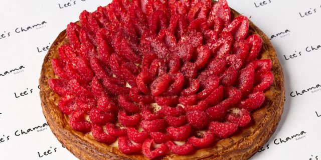 Large Raspberry Tart