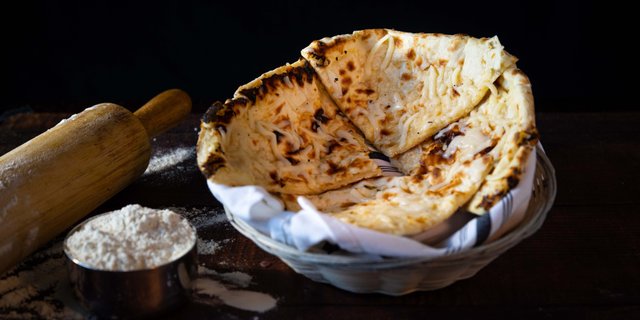 Cheese Naan