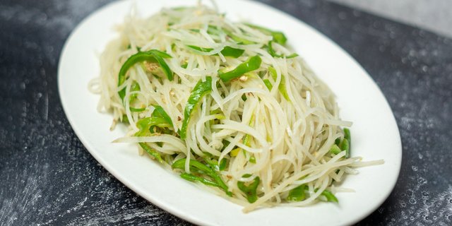 Stir-Fried Potato Slivers w/ Long Hot Pepper
