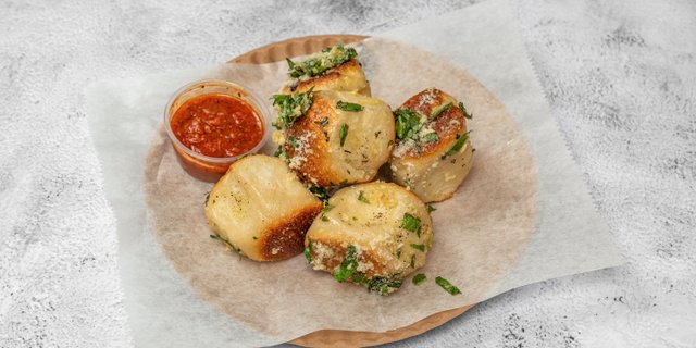 Garlic Knots