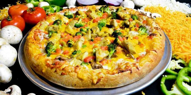 Veggie Deluxe Pizza