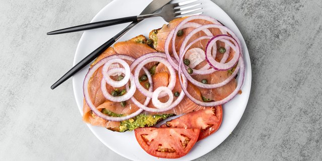 Nova-Cado Toast Tray