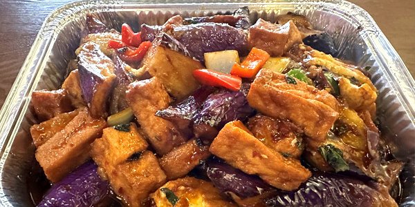 Mama Eggplant & Tofu Party Tray