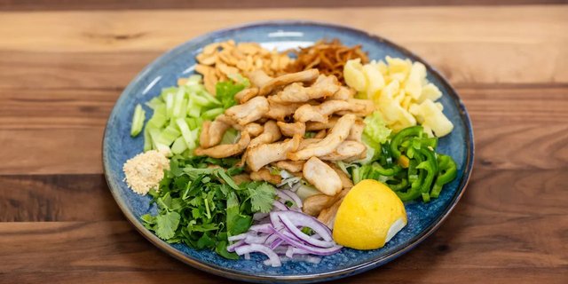 Burmese Chicken Salad