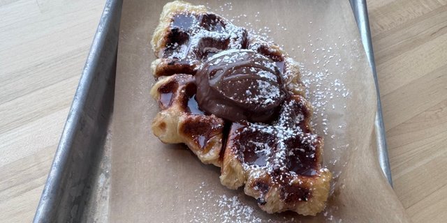 Dozen Nutellaaa Croffle